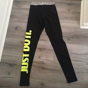 Nike leggings